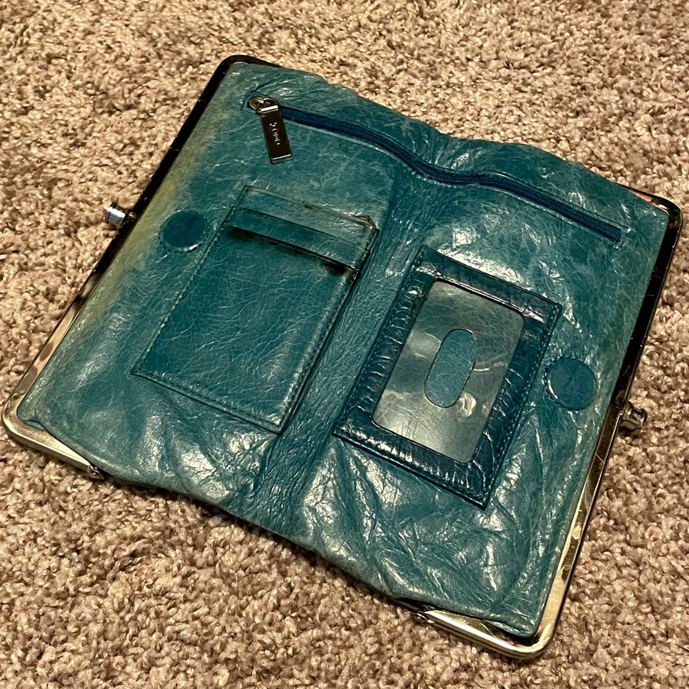 HOBO Lauren wallet clutch